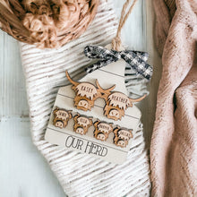 Load image into Gallery viewer, Highland Cow Herd Family Ornament